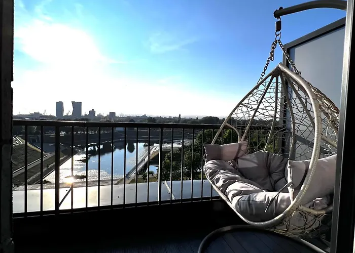 Jonas Hill Skyview * Κλαϊπέντα