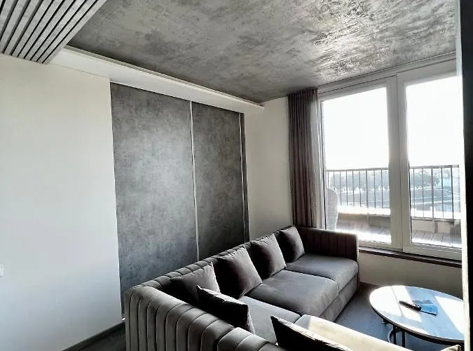 Διαμέρισμα Jonas Hill Skyview